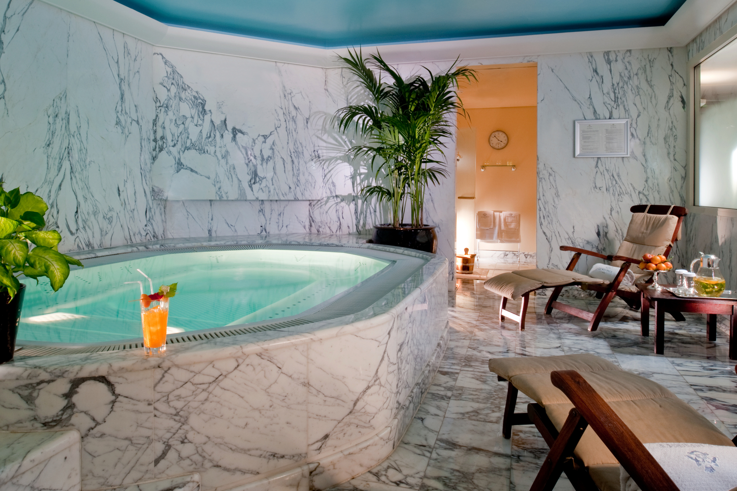 marble-Spa-Valmont_Jacuzzi