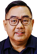 Jonathan De Luzuriaga